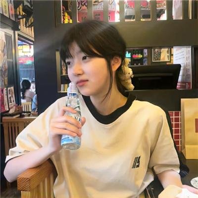 女皇九十展风华
